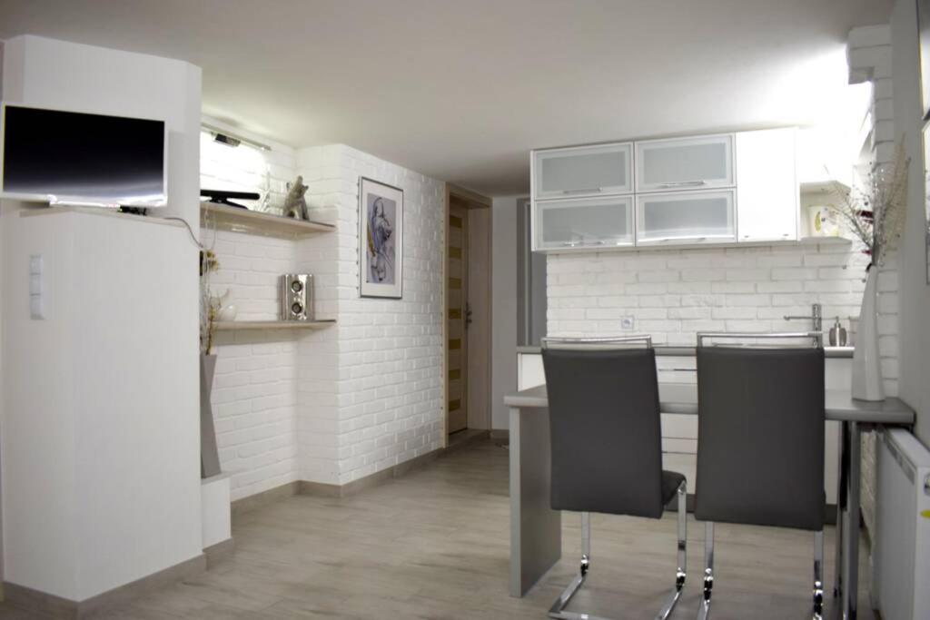 Przytulny Apartamentt Jablonka  ภายนอก รูปภาพ